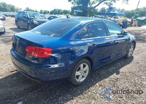 2014 Volkswagen Jetta 2.0L Tdi from USA, damaged, VIN 3VWLL7AJ3EM232789